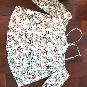Garage top size medium,  white with flowers